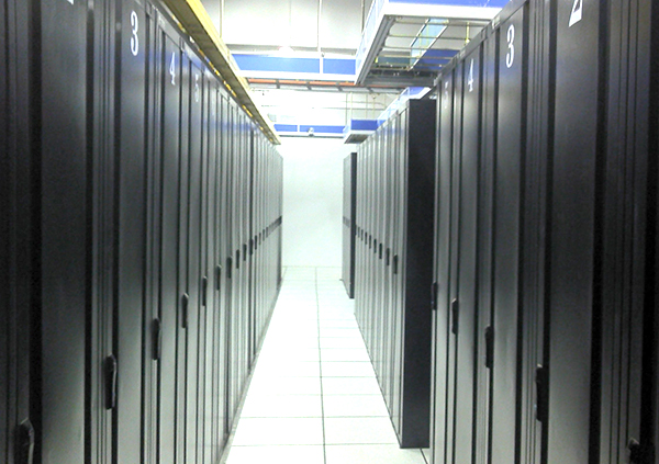 �������й��M��